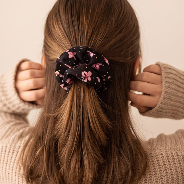 Floral scrunshie
