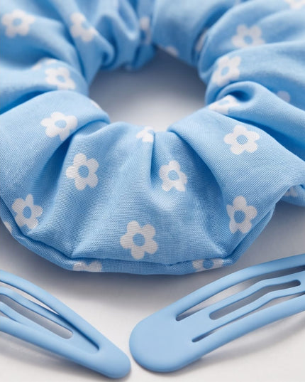 Blue Clip-Clips
