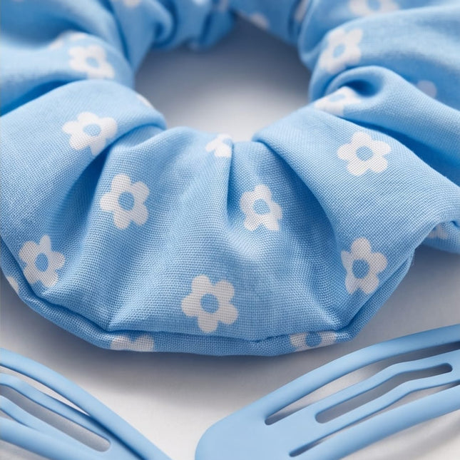 Blue Clip-Clips
