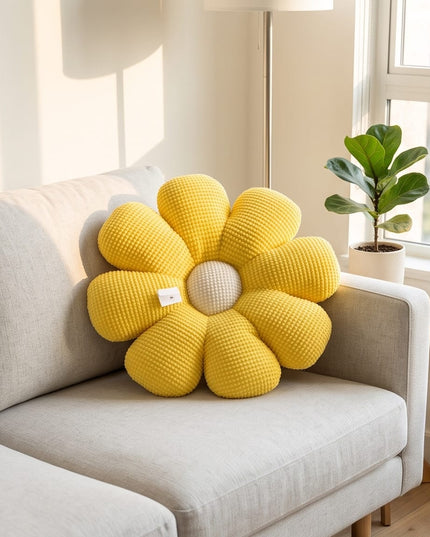 Daisy Pillow-Plush