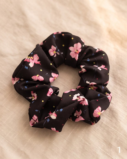 Floral scrunshie