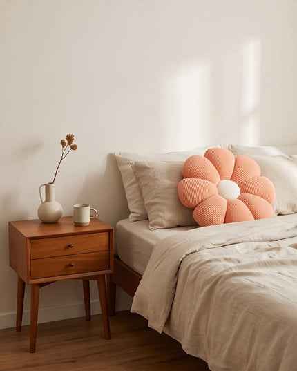 Daisy Pillow-Plush