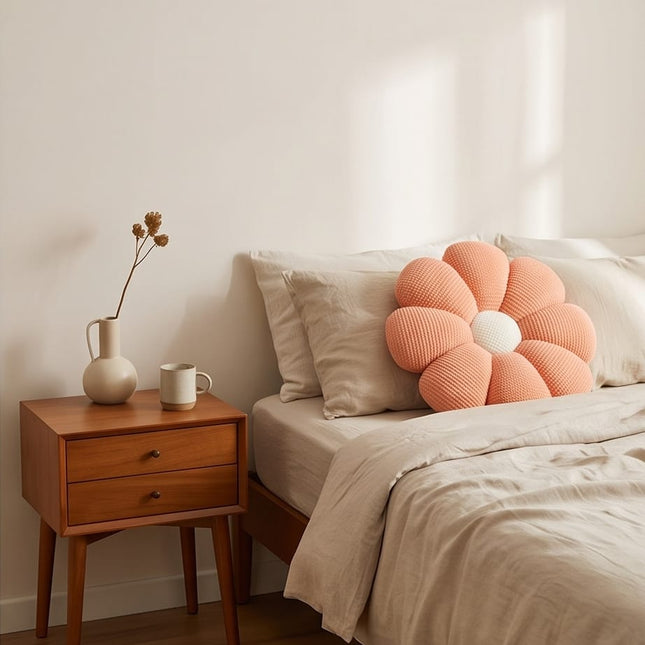 Daisy Pillow-Plush