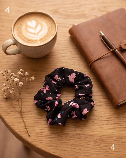 Floral scrunshie