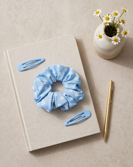 Blue Clip-Clips