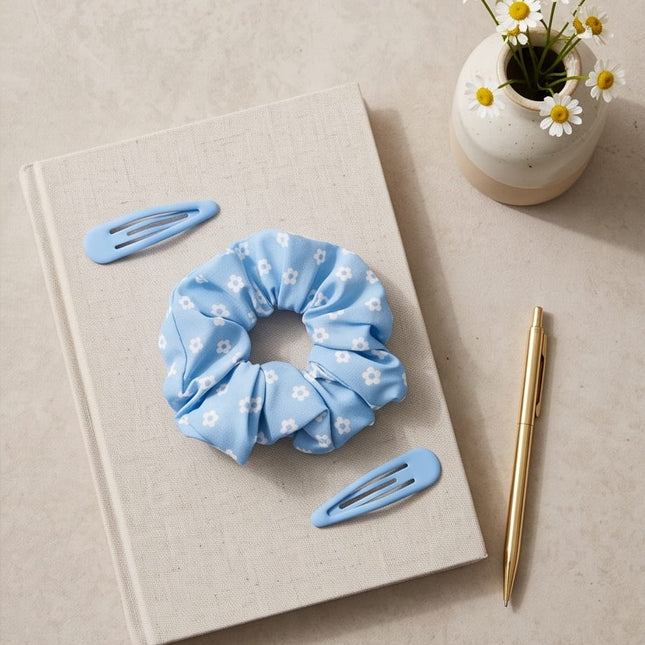 Blue Clip-Clips