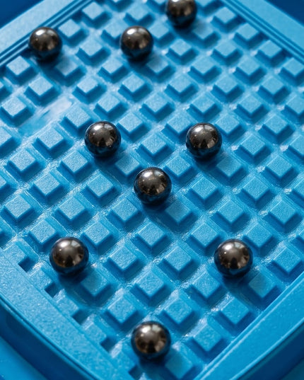 MAGNETIC CHESS-TOYS
