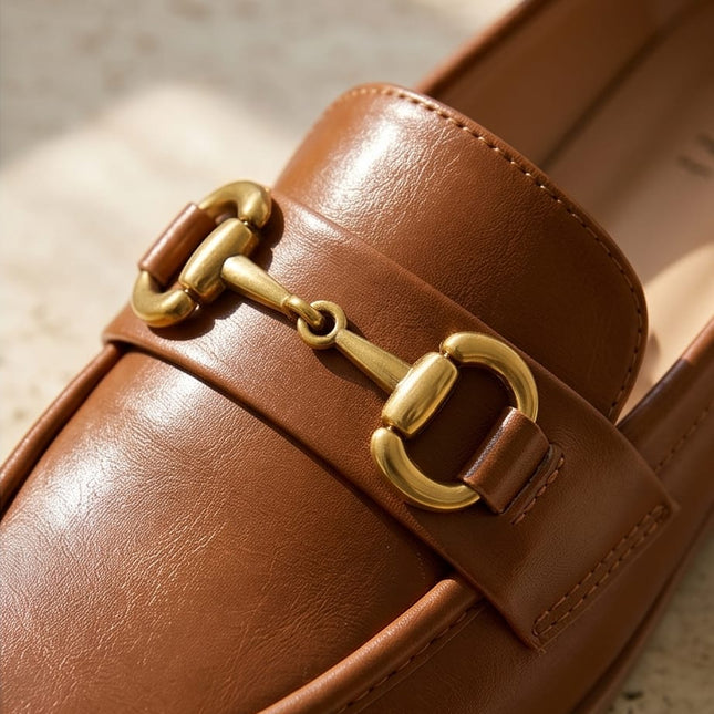 CASUAL COMFORTABLE FLATS