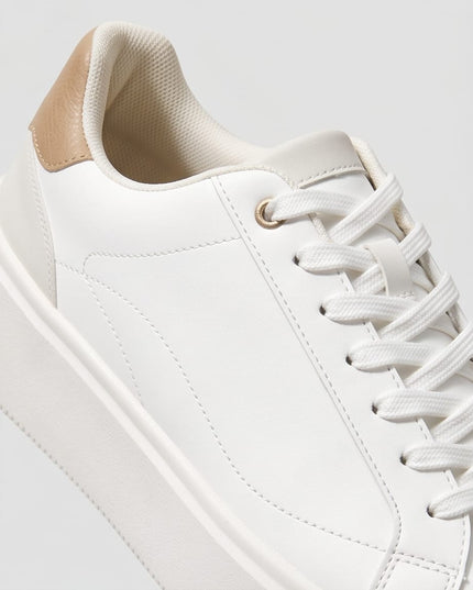 Sneakers - Casual shoe for women