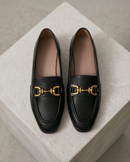 CASUAL COMFORTABLE FLATS