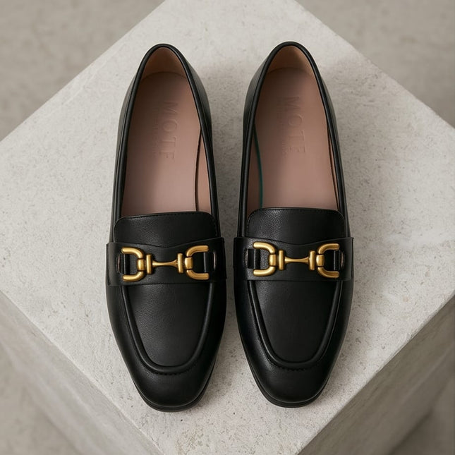 CASUAL COMFORTABLE FLATS